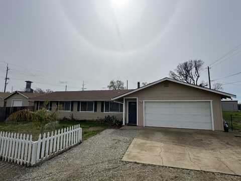 2971/2951 Tarmac Road, Redding, CA 96003