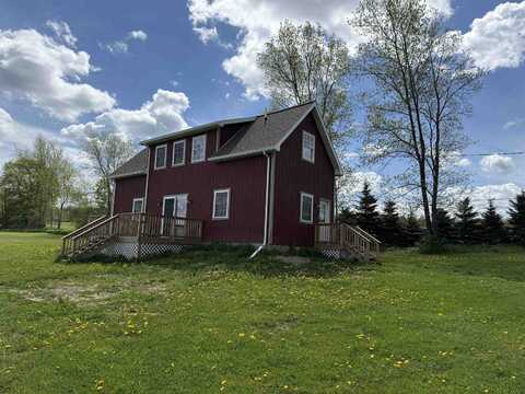 87 Van Deusen Dr, North Bangor, NY 12966