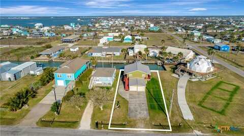 105 Copano Cove Road, Rockport, TX 78382