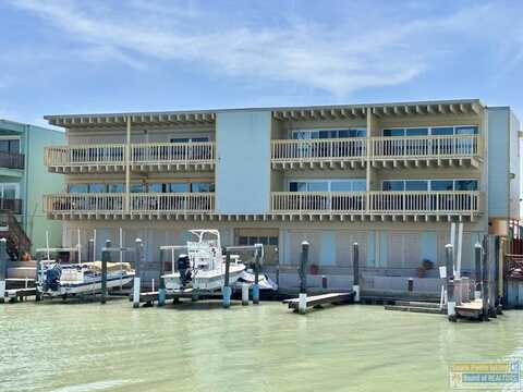 1018 Tarpon Ave, Port Isabel, TX 78578
