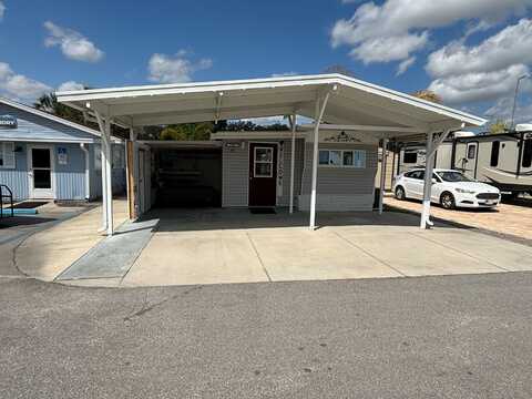 37621 Crimson Lane, Zephyrhills, FL 33541