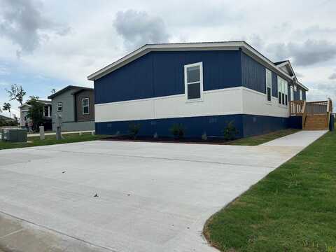 10810 Kapuan Ct, Conroe, TX 77303