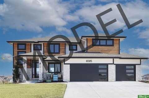 4 BALSAM Circle, COUNCIL BLUFFS, IA 51503