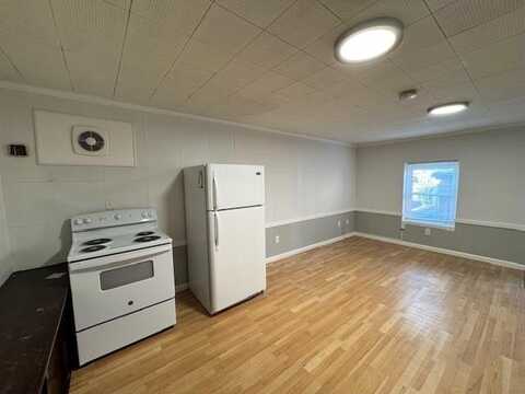 380 Liverpool Avenue, Pawtucket, RI 02861