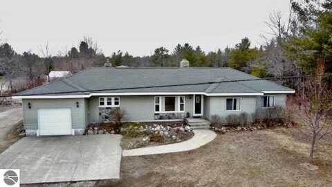 1259 N US-23, East Tawas, MI 48730
