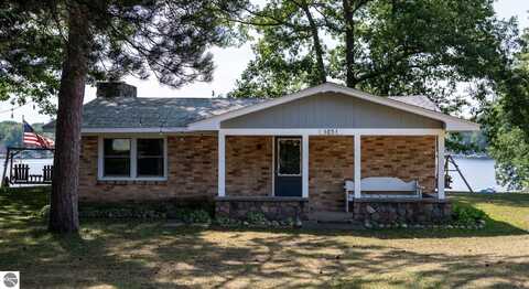 1051 N Crooked Lake Drive, Lake, MI 48632