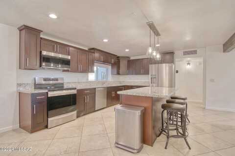 3360 W Montgomery Street, Tucson, AZ 85742