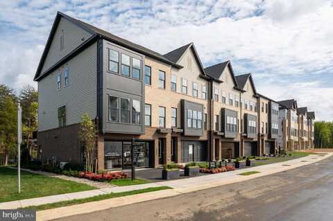 42243 SHINING STAR SQUARE, ASHBURN, VA 20148