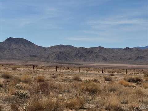 7056 Superstition Drive, Kingman, AZ 86401
