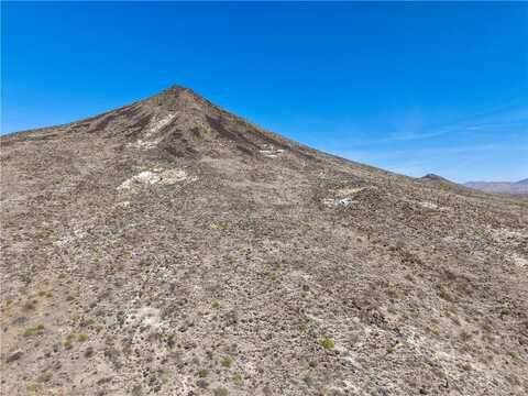 00 N Cowlic Road, Golden Valley, AZ 86413