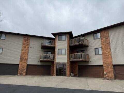 929 Circle Drive, Aberdeen, SD 57401