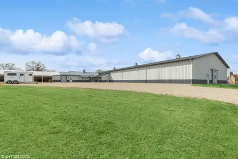 27802 N. Owens Road, Mundelein, IL 60060