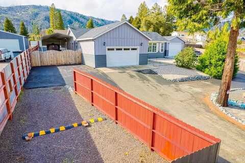 4191 Fisher Lake Drive, Redwood Valley, CA 95470