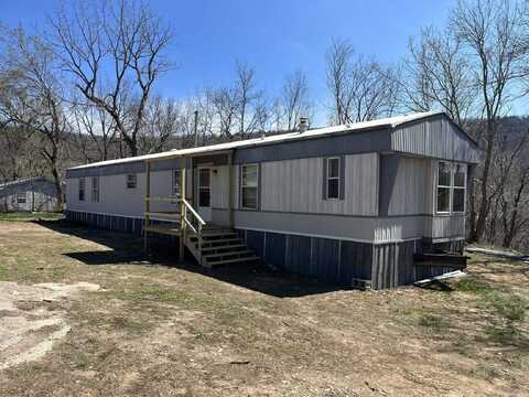 205 Oak Street, Marshall, AR 72650