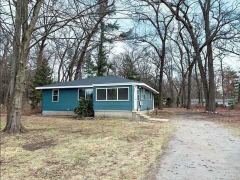 5860 EAST STREET, TWIN LAKE, MI 49457