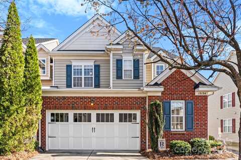 12124 Red Rust Lane, Charlotte, NC 28277