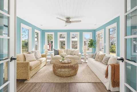 115 Clubhouse Road, Summerville, SC 29483