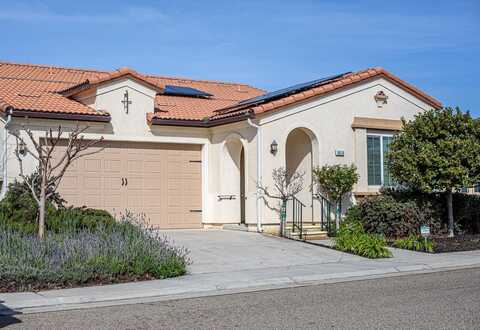 3418 El Molino, Clovis, CA 93619
