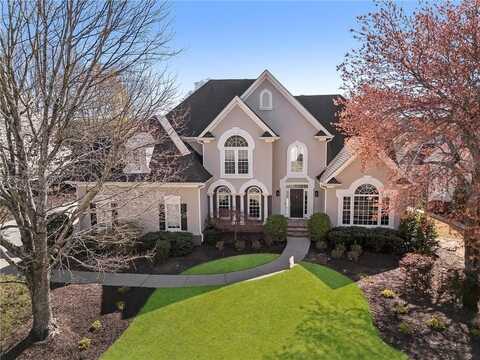 700 Clubside Drive, Roswell, GA 30076