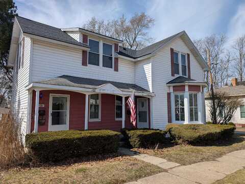 208 S Washington Avenue, Ludington, MI 49431