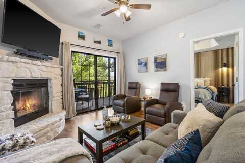 75 Leaning Tree Circle, Branson, MO 65616