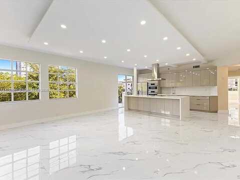 3900 ISLAND BLVD, Aventura, FL 33160