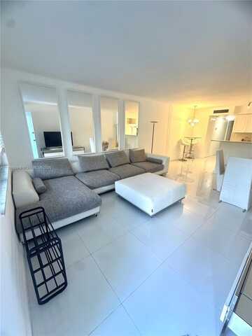 1120 102nd St, Bay Harbor Islands, FL 33154