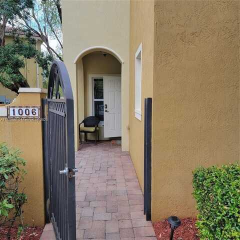 2851 W Prospect Rd, Tamarac, FL 33309