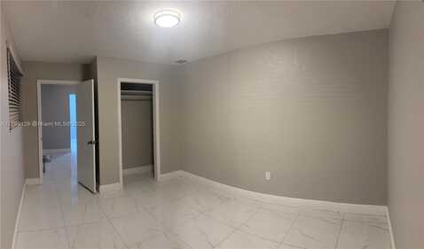 833 NE 153rd, Miami, FL 33162