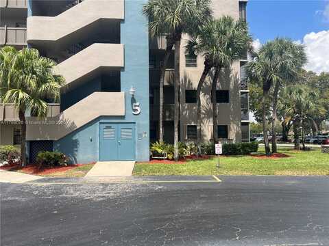 1001 Colony Point Cir, Pembroke Pines, FL 33026