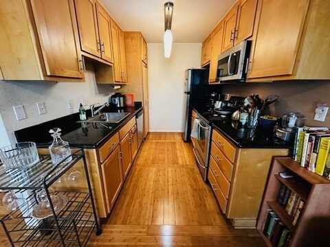 900 Cambridge DR 56, BENICIA, CA 94510