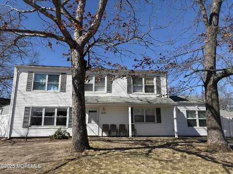 1237 Medina Road, Lakewood, NJ 08701