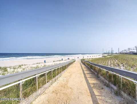 17-27 Kearney Avenue, Seaside Heights, NJ 08751