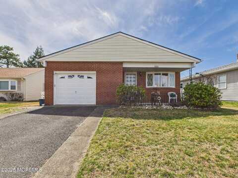 380 Port Royal Drive, Toms River, NJ 08757