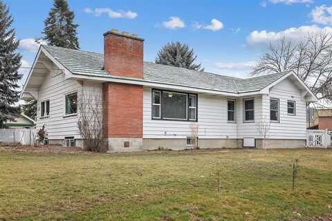 604 3RD ST E, CHEWELAH, WA 99109