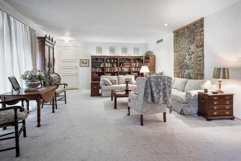 6320 Bandera Avenue, Dallas, TX 75225