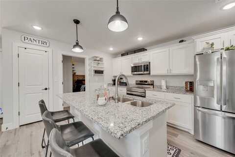1403 Franklin Avenue, Bonham, TX 75418