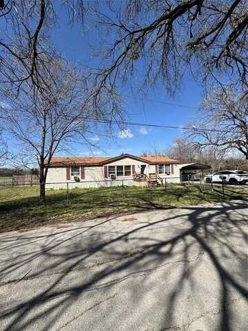 306 Pecan Street, Chico, TX 76431