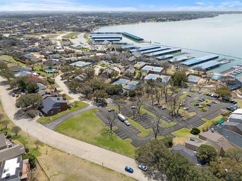 560 Yacht Club Drive, Rockwall, TX 75032