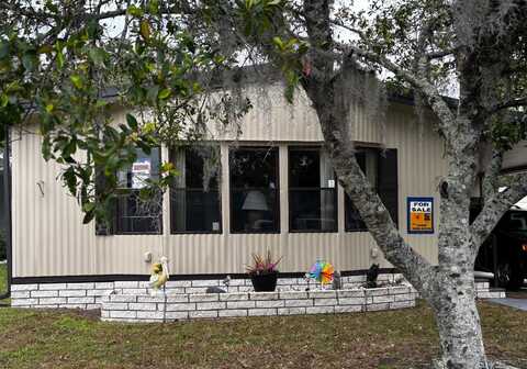 10431 Amity, Weeki Wachee, FL 34614