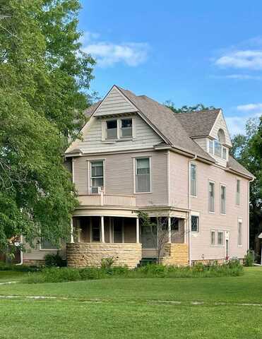700 Broadway St, Jewell, KS 66949