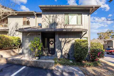 28 Hillbrook Way, Pensacola, FL 32503