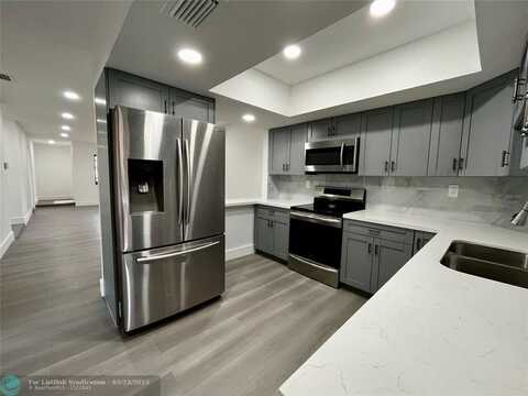 10901 NW 41st Dr, Coral Springs, FL 33065