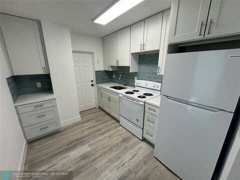 2115 N Ocean Blvd, Fort Lauderdale, FL 33305
