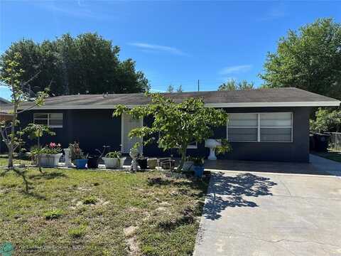 125 Wisteria Avenue, Fort Pierce, FL 34982