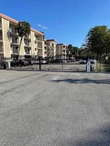 2649 NW 48th Ter, Lauderdale Lakes, FL 33313