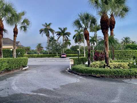 4501 Fountains Dr Drive, Lake Worth, FL 33467