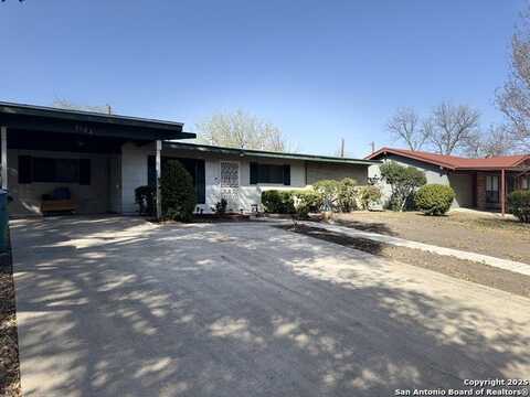 5123 Village Trail, San Antonio, TX 78218