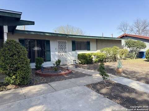 5123 Village Trail, San Antonio, TX 78218
