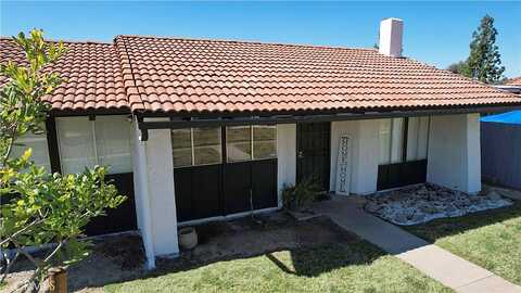King, HEMET, CA 92543